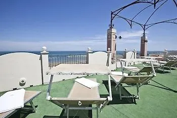Aurora Hotell 3*