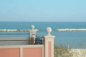 Aurora Hotell