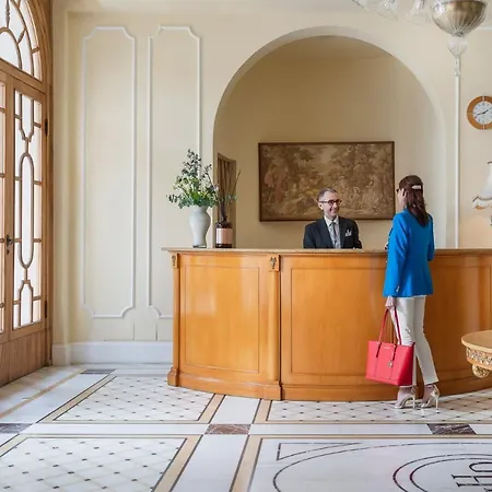 Szálloda Residenza Parco Fellini