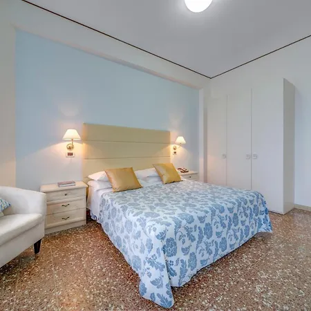 Carlton 3* Rimini