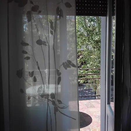 Отель Lorena 2*
