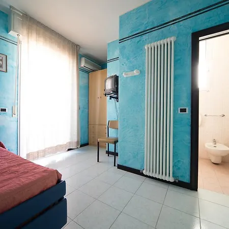 Hotel Amba 3*