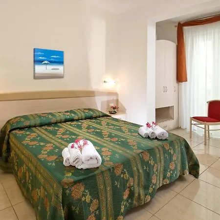 Hotel Ada 3*
