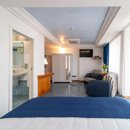 Ancora Hotel