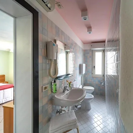 Ancora Hotel 3*