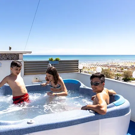 Hotel Ancora 3*