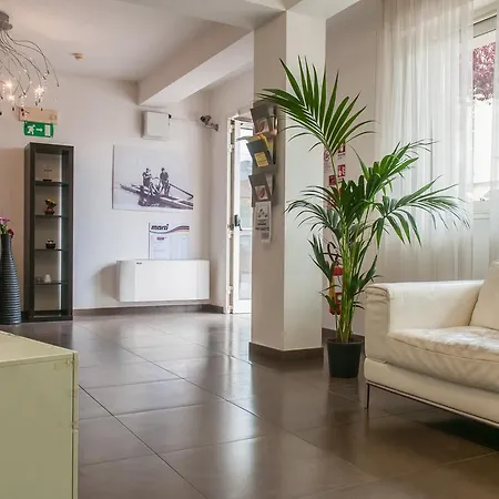 Art Aparthotel