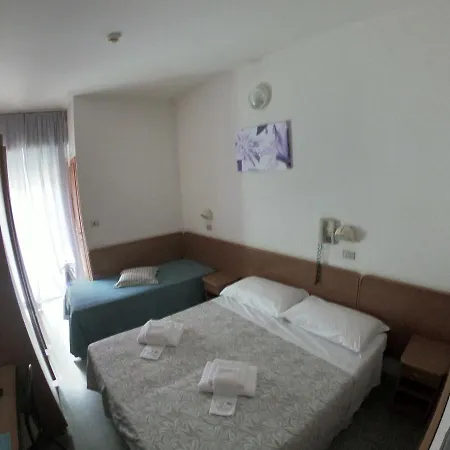 Bed & Breakfast Half Moon Airport Restaurant Rimini