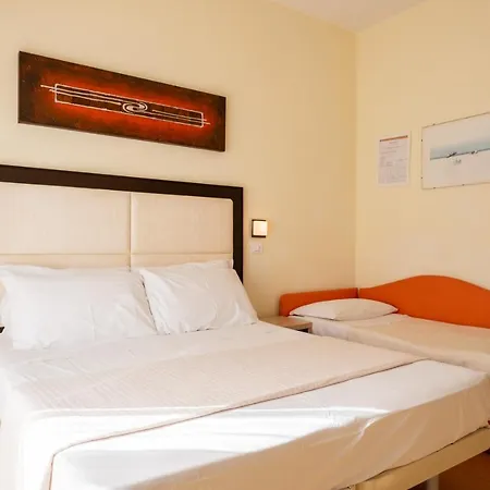 Hotel City Hotel 3*