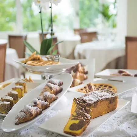 Hotell Bikini Rimini