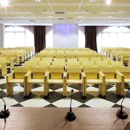 Hotel Yes Touring & Spa 4*