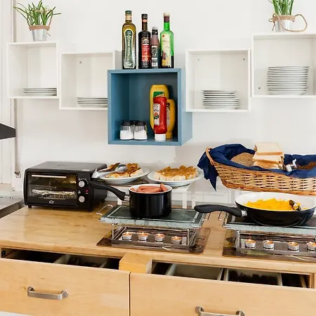Costazzurra By Interlux