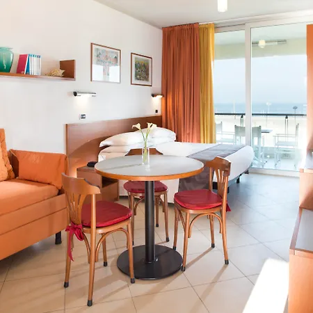 Ascot & Otel 4*