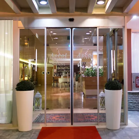 Ascot & Otel Rimini