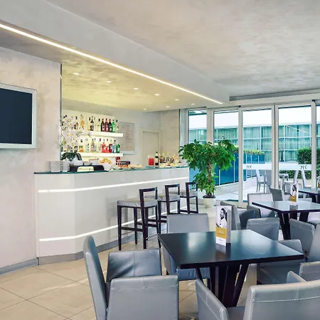 Mercure Artis 4*