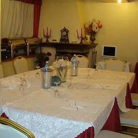 Hotel Vienna Ostenda E Ristorante Il Danubio 4*