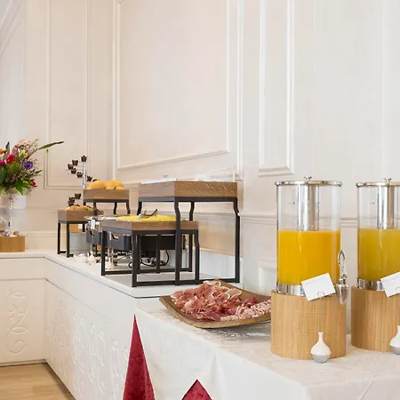 Hotel Vienna Ostenda E Ristorante Il Danubio