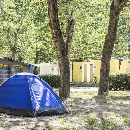 Village de vacances Family Village 4*