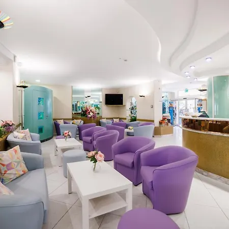 Ariane Hotel 3*