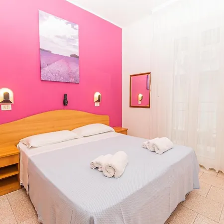 Arlino Hotel 3*
