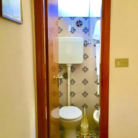 Hotel Alessi**
