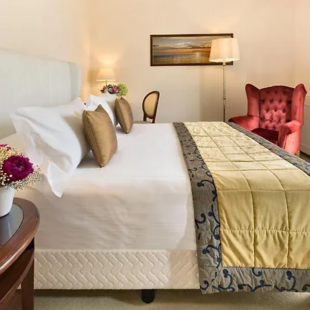 Hotel De Londres 4*