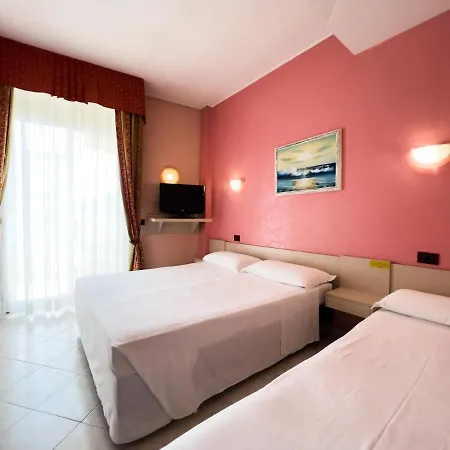 Hotell Soleblu 3*