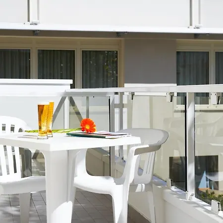 Mon Pays Hotel