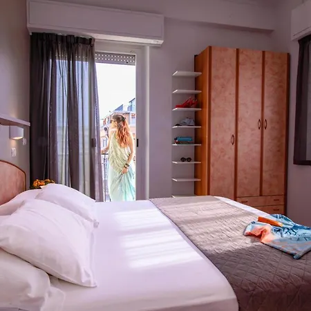 Holland Hotell