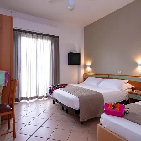 Hotell Holland 3*