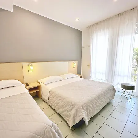 Aura Living 3* Rimini