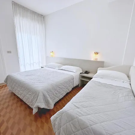 Aura Living Hotel Rimini