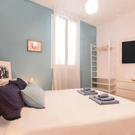 Casa Di Design Nel Cuore Di Apartment *