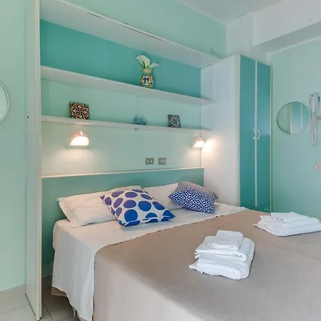 Madana Hotel 2*