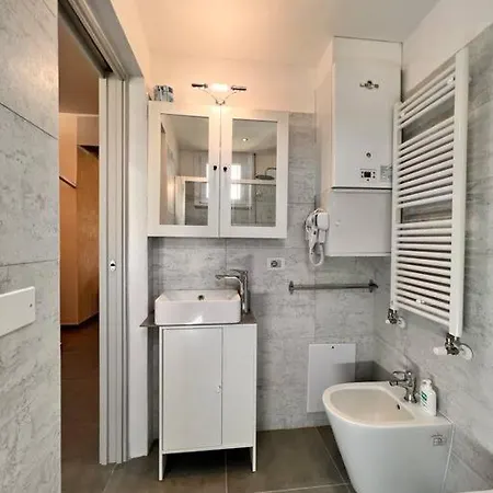 Riminese Vista Mare Apartamento *