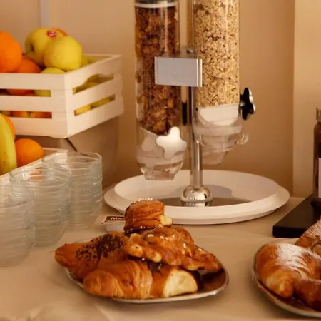 Hotel Alfa - Spiaggia Inclusa Con Pacchetti Personalizzati 2* 리미니