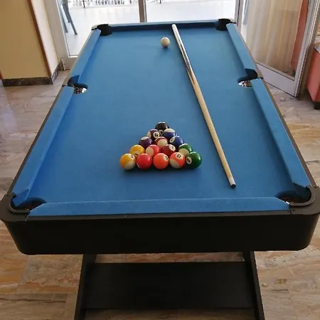 Luca Hotel *