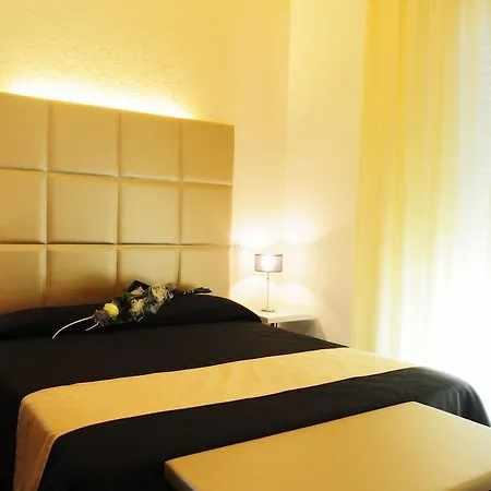 Paola Hotel 3*