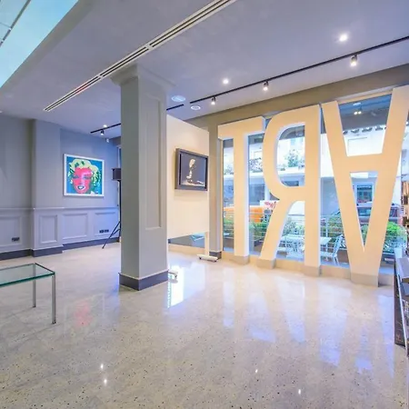 Hotel Admiral Art 4*