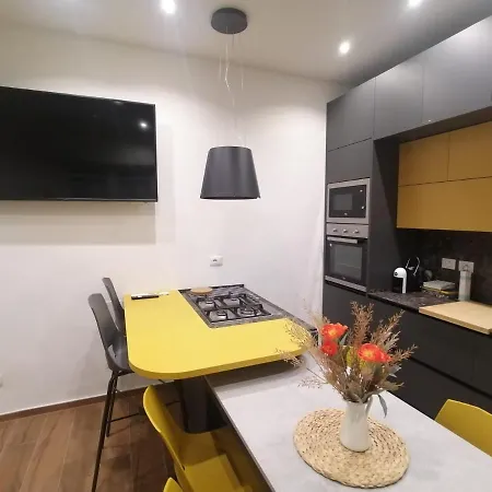 0541 Apartment *