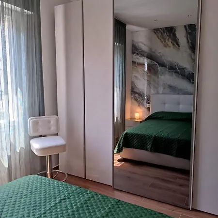 0541 Apartment *