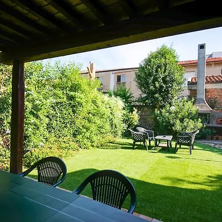 Casa vacanze Maison Anna - Relax In Casa Indipendente Con Giardino In Centro E Free Parking