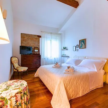 Maison Anna - Relax In Casa Indipendente Con Giardino In Centro E Free Parking