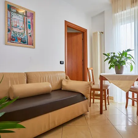 Fellini Aparthotel