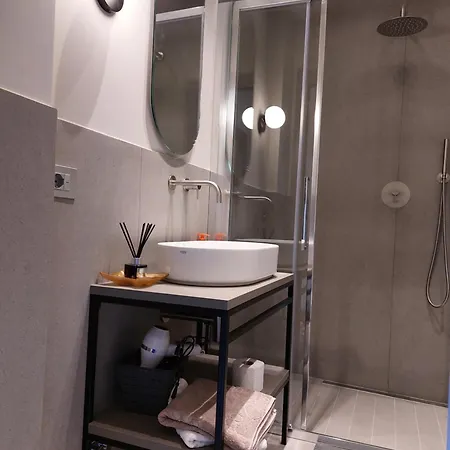 Apartment The 6 *