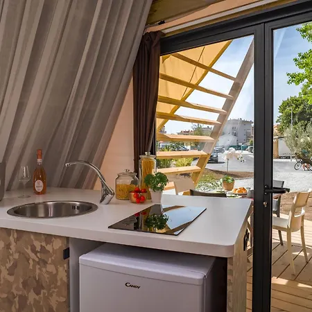 Village de vacances Family Village 4*