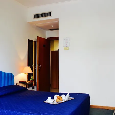 Arcangelo Roof Hotel 3*