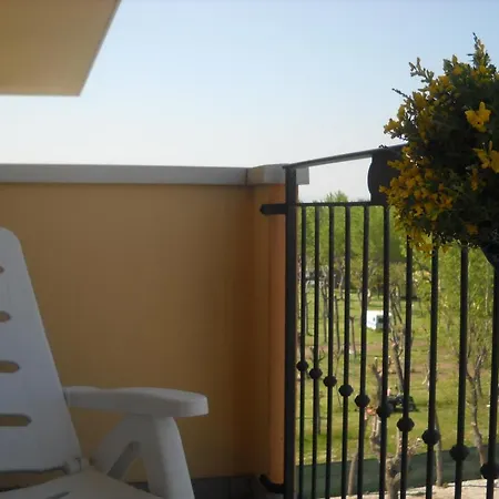 Hotel apartamentowy Maryel 2*