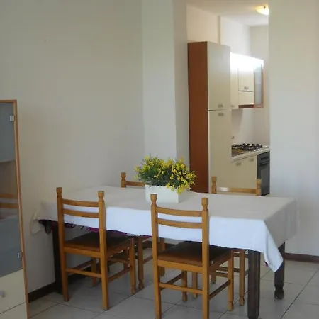 Maryel Hotel apartamentowy 2*