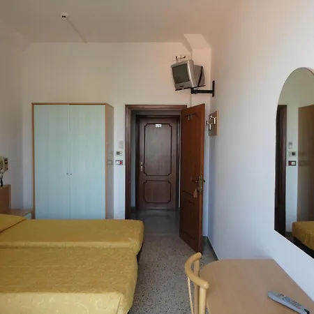 Euromar Hotel 3*